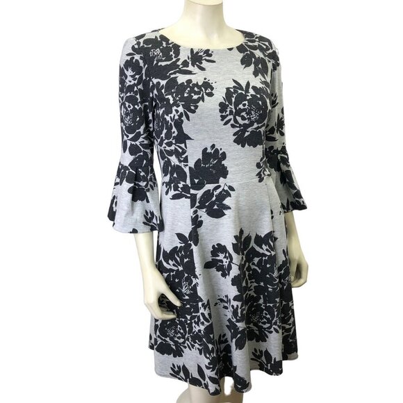 VINCE CAMUTO BELL SLEEVE FIT & FLARE KNIT DRESS SIZE 8 - Picture 2 of 8